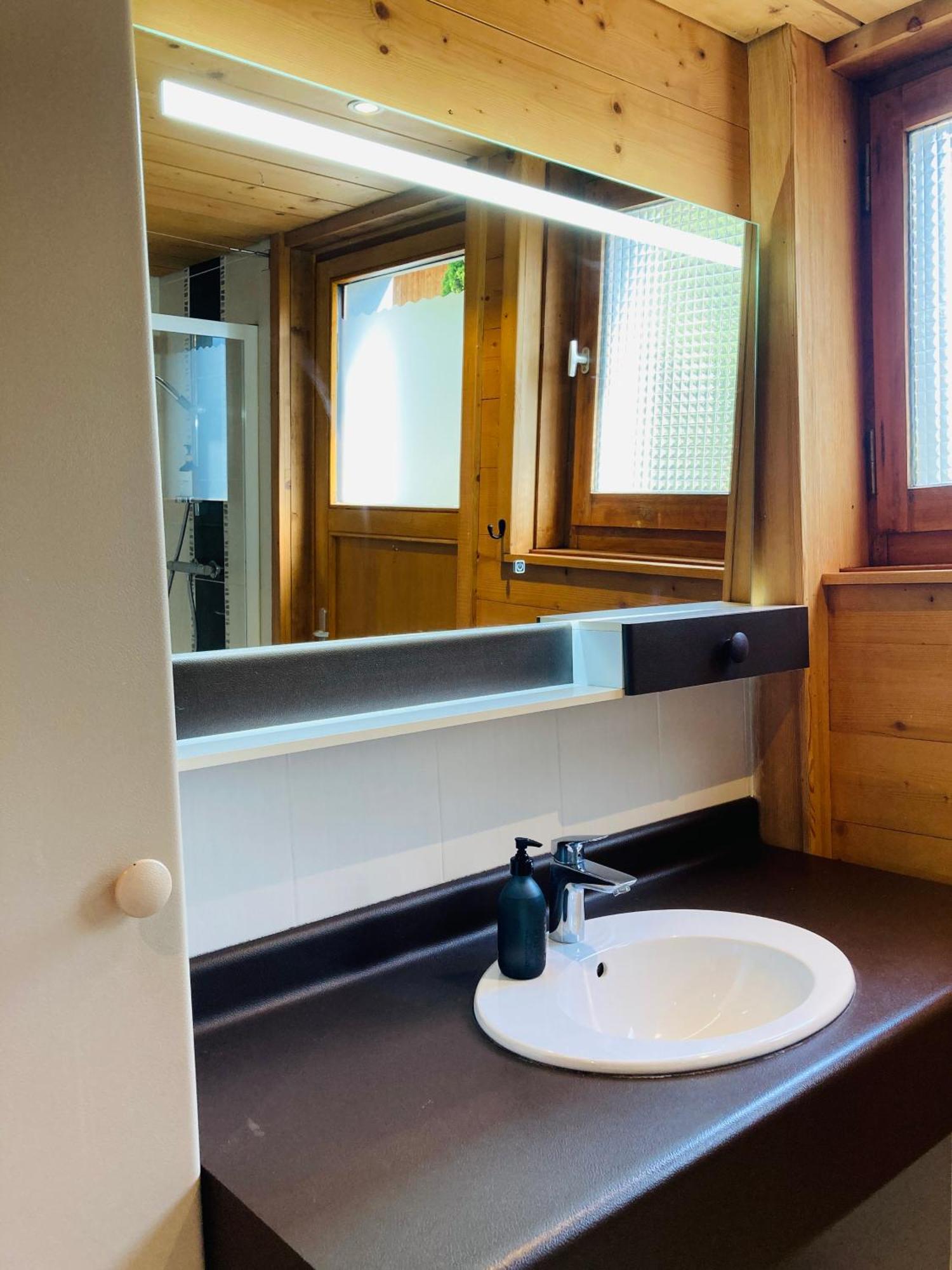 The Fat Fox Lodge, Morzine Montriond